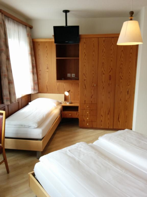 Hotel Terminus ซาเมอดัน ห้อง รูปภาพ